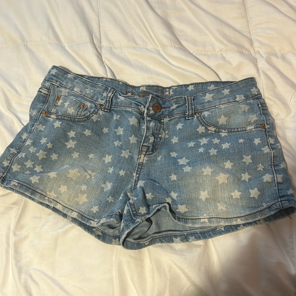 Rue 21 star shorts size 9/10